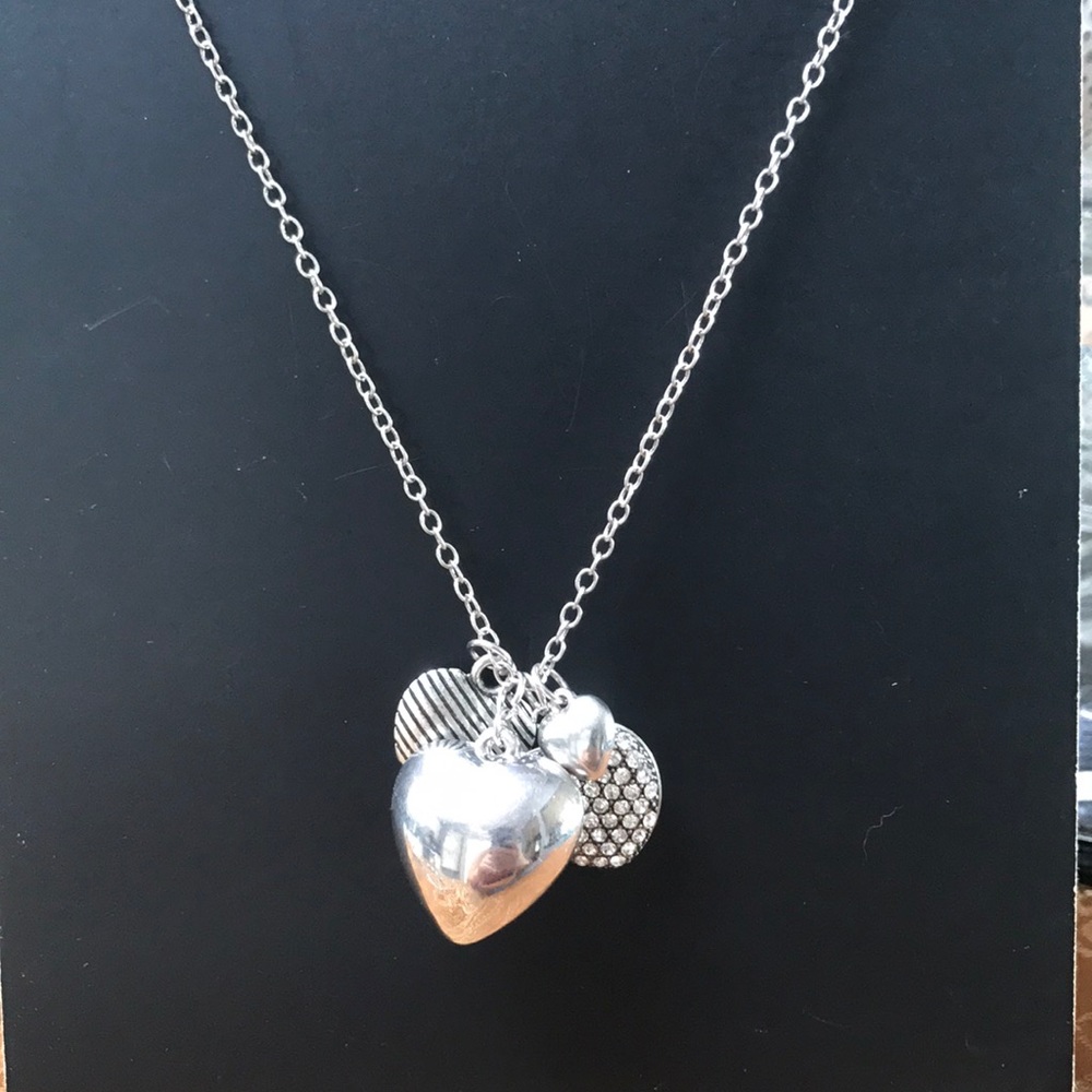 American Eagle Outfitters Heart Necklace
